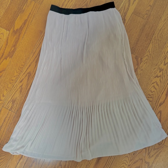 Adrianna Papell Accordion Pleated Elastic Waist Pink Balletcore Midi Skirt M - Picture 3 of 3